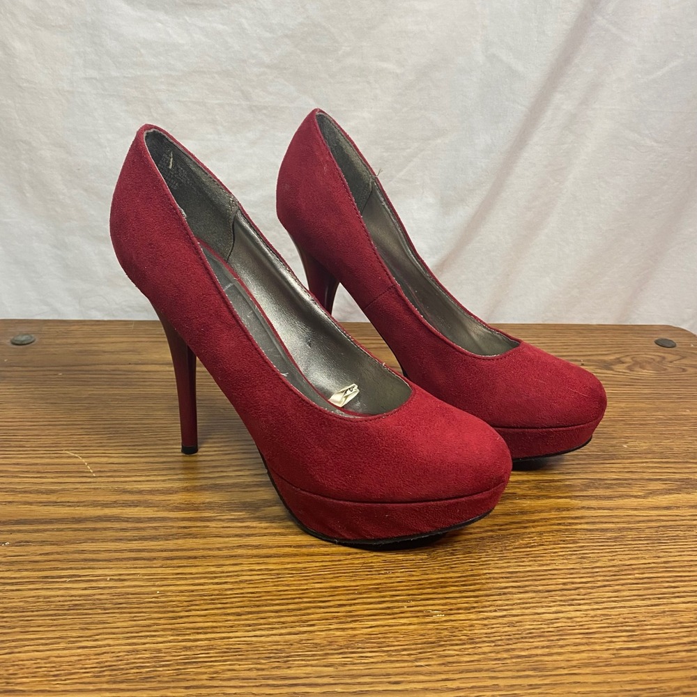 Mossimo Platform‎ Pumps Heels Suede Burgundy Stiletto Career 7.5 Tomato Girl